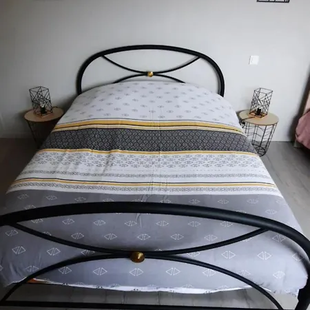 D'hotes Les Roseaux Bed & Breakfast